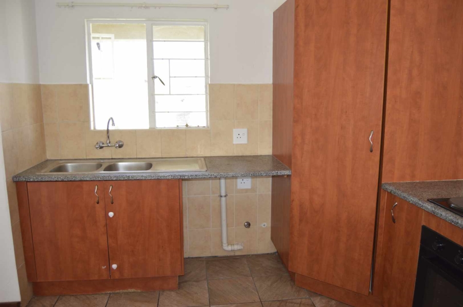 2 Bedroom Property for Sale in Norton Park Gauteng