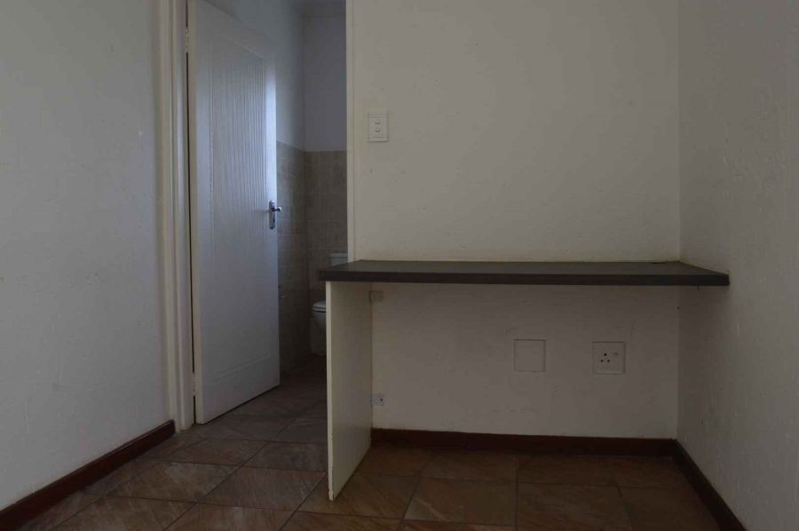 2 Bedroom Property for Sale in Norton Park Gauteng