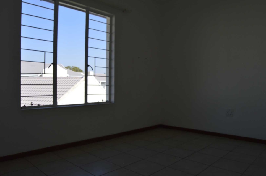 2 Bedroom Property for Sale in Norton Park Gauteng