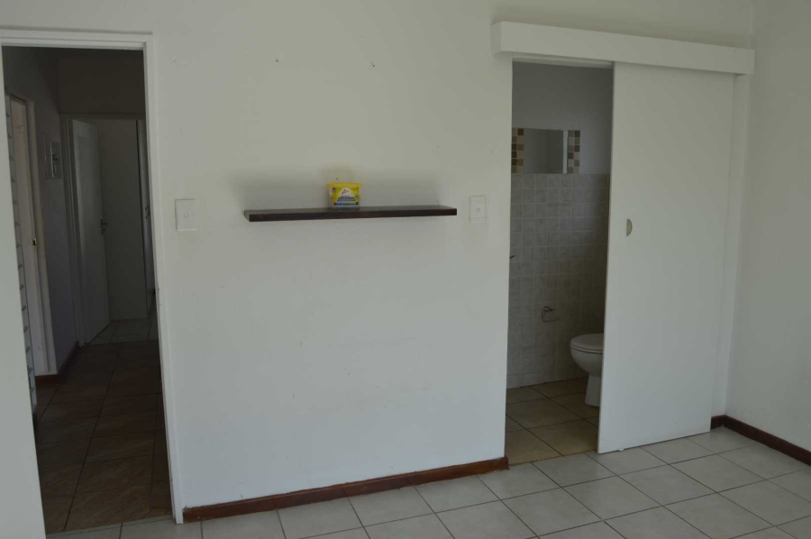 2 Bedroom Property for Sale in Norton Park Gauteng