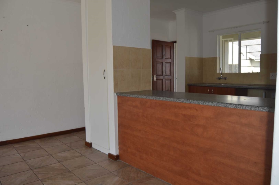 2 Bedroom Property for Sale in Norton Park Gauteng