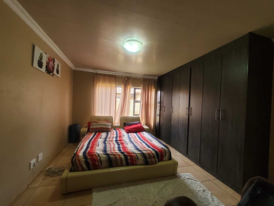 3 Bedroom Property for Sale in Groblerpark Gauteng