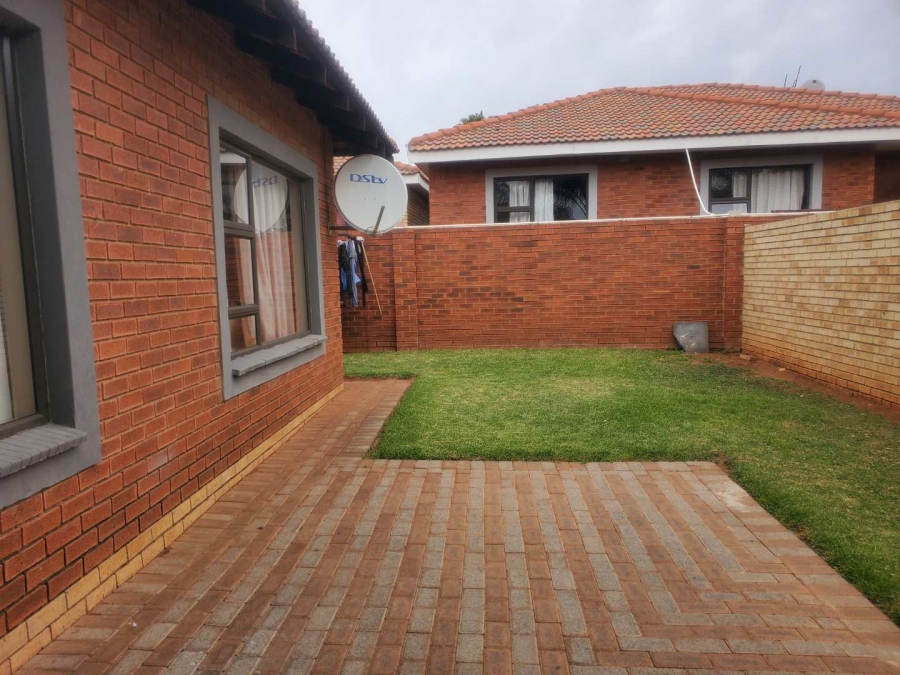 3 Bedroom Property for Sale in Groblerpark Gauteng