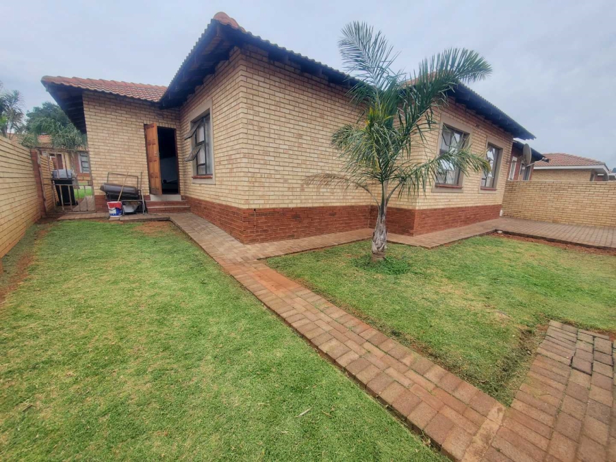 3 Bedroom Property for Sale in Groblerpark Gauteng
