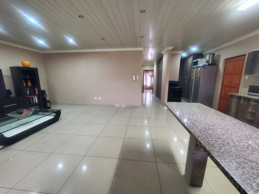 3 Bedroom Property for Sale in Groblerpark Gauteng
