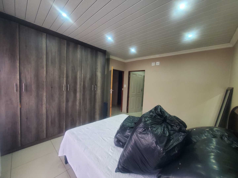 3 Bedroom Property for Sale in Groblerpark Gauteng