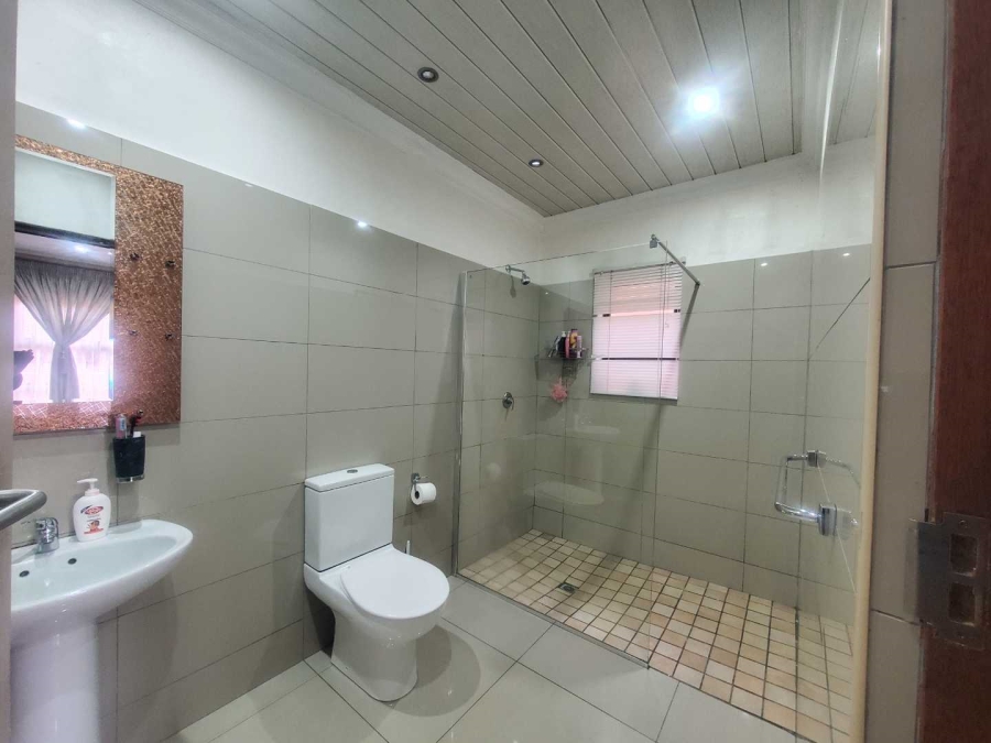 3 Bedroom Property for Sale in Groblerpark Gauteng