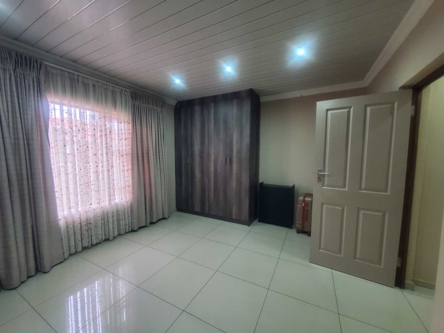 3 Bedroom Property for Sale in Groblerpark Gauteng