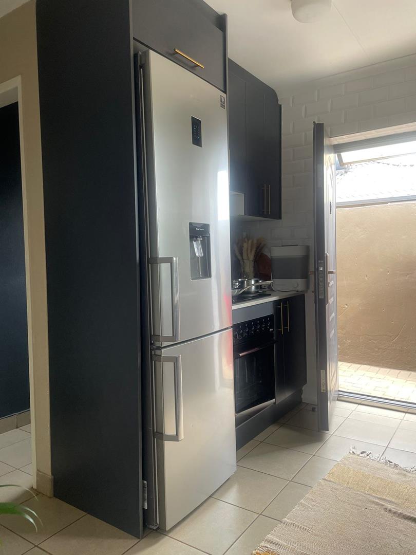 3 Bedroom Property for Sale in Protea Glen Gauteng