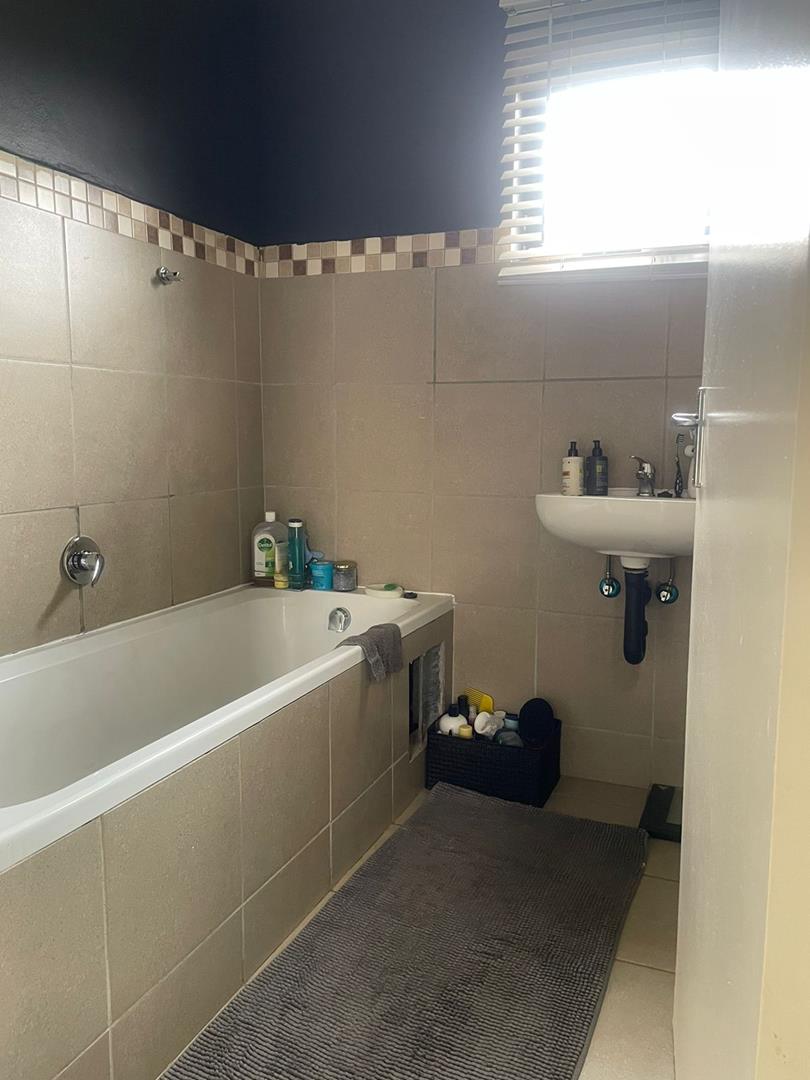 3 Bedroom Property for Sale in Protea Glen Gauteng