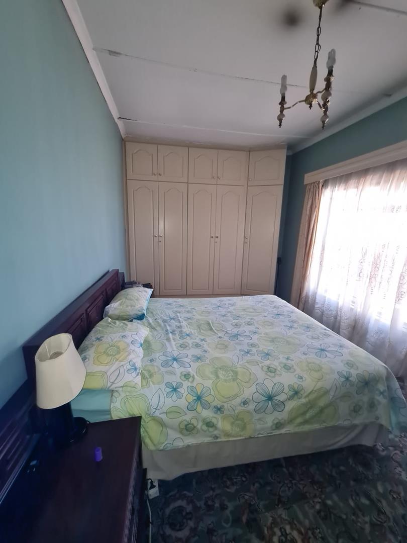 0 Bedroom Property for Sale in Orlando West Gauteng