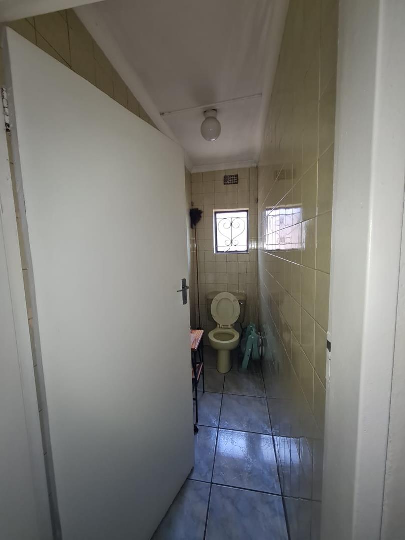 0 Bedroom Property for Sale in Orlando West Gauteng