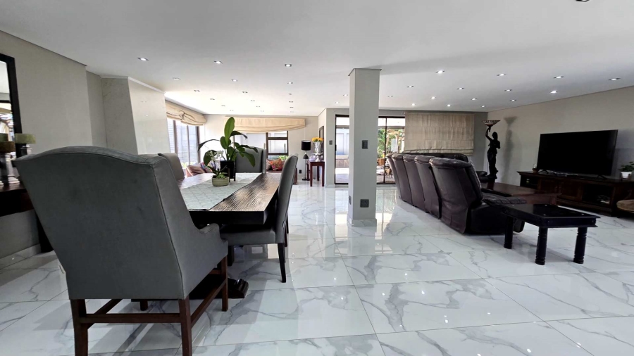 8 Bedroom Property for Sale in Alberante Gauteng