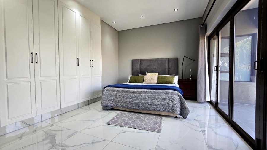 8 Bedroom Property for Sale in Alberante Gauteng