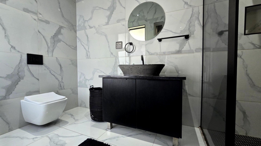 8 Bedroom Property for Sale in Alberante Gauteng