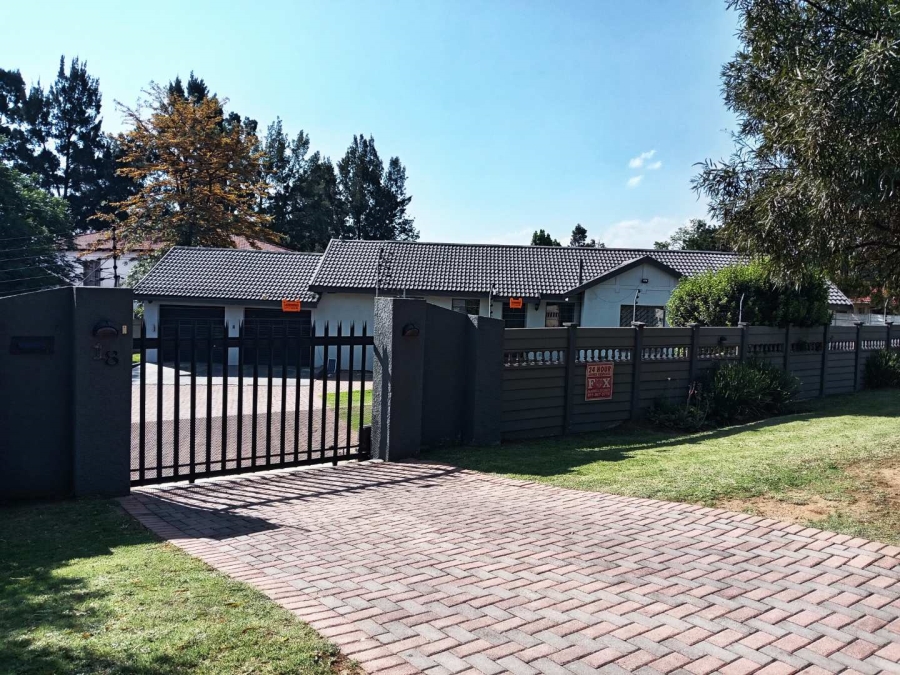 3 Bedroom Property for Sale in Albertsdal Gauteng