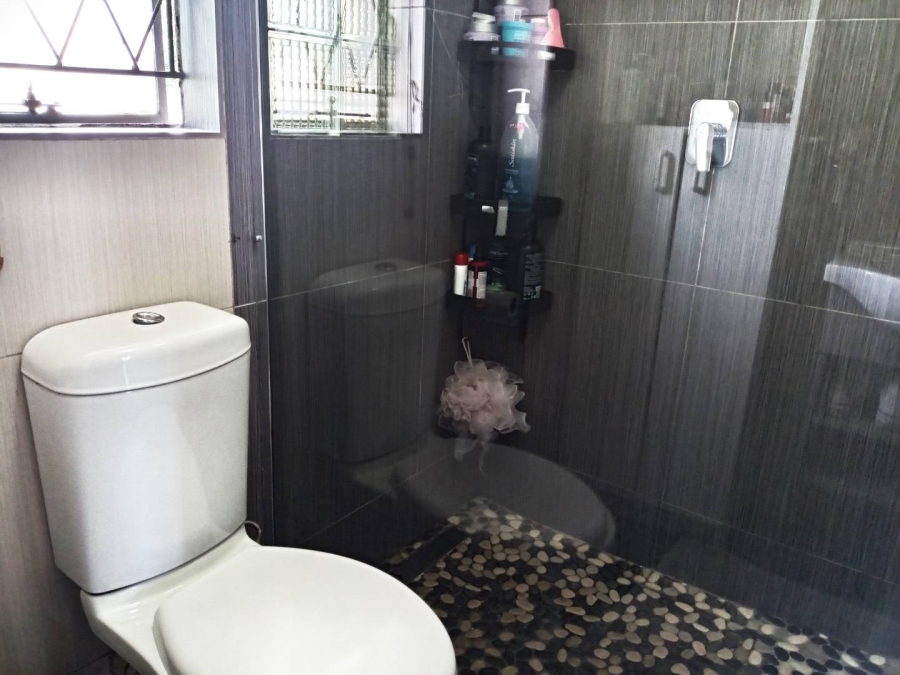 3 Bedroom Property for Sale in Albertsdal Gauteng