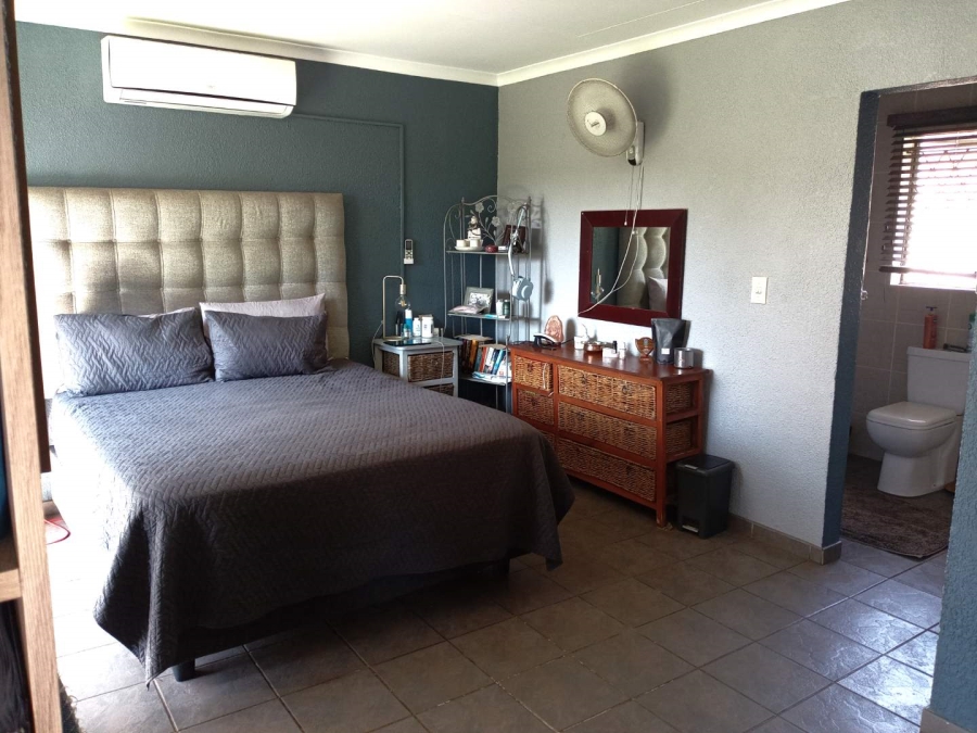 3 Bedroom Property for Sale in Albertsdal Gauteng