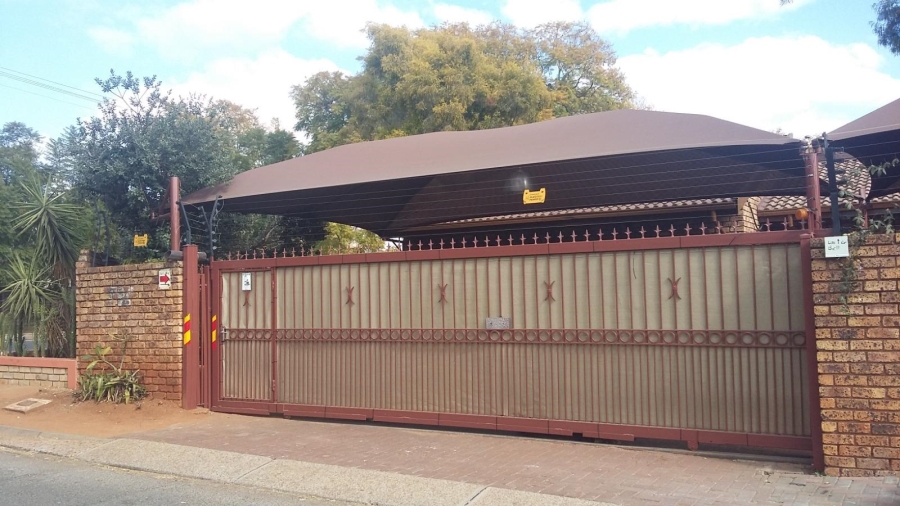 3 Bedroom Property for Sale in Villieria Gauteng