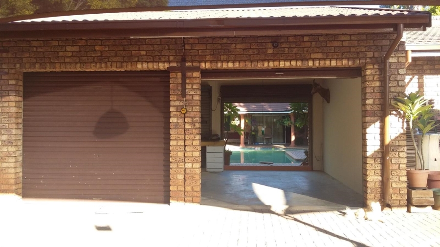 3 Bedroom Property for Sale in Villieria Gauteng