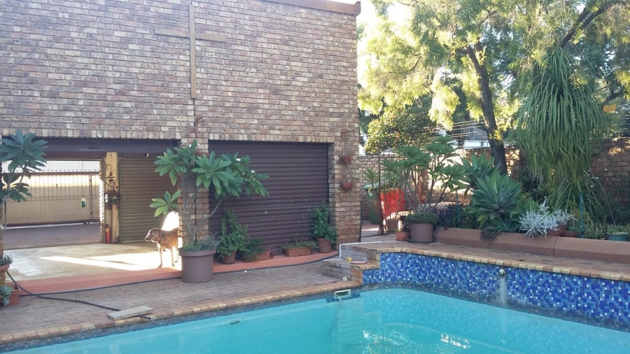 3 Bedroom Property for Sale in Villieria Gauteng