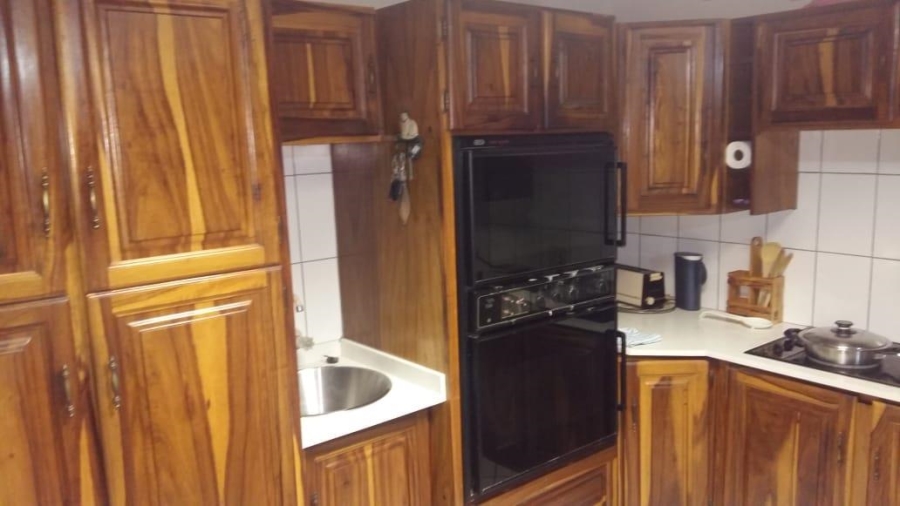 3 Bedroom Property for Sale in Villieria Gauteng