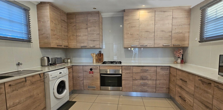 1 Bedroom Property for Sale in Radiokop Gauteng
