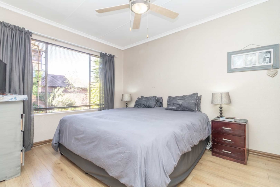 3 Bedroom Property for Sale in Weltevreden Park Gauteng