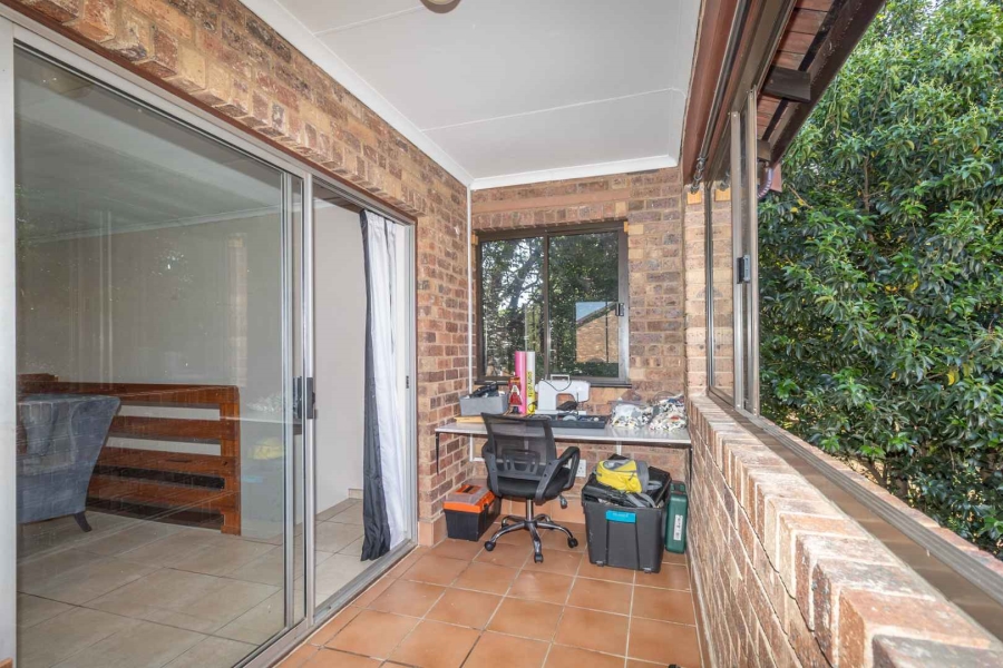 3 Bedroom Property for Sale in Weltevreden Park Gauteng