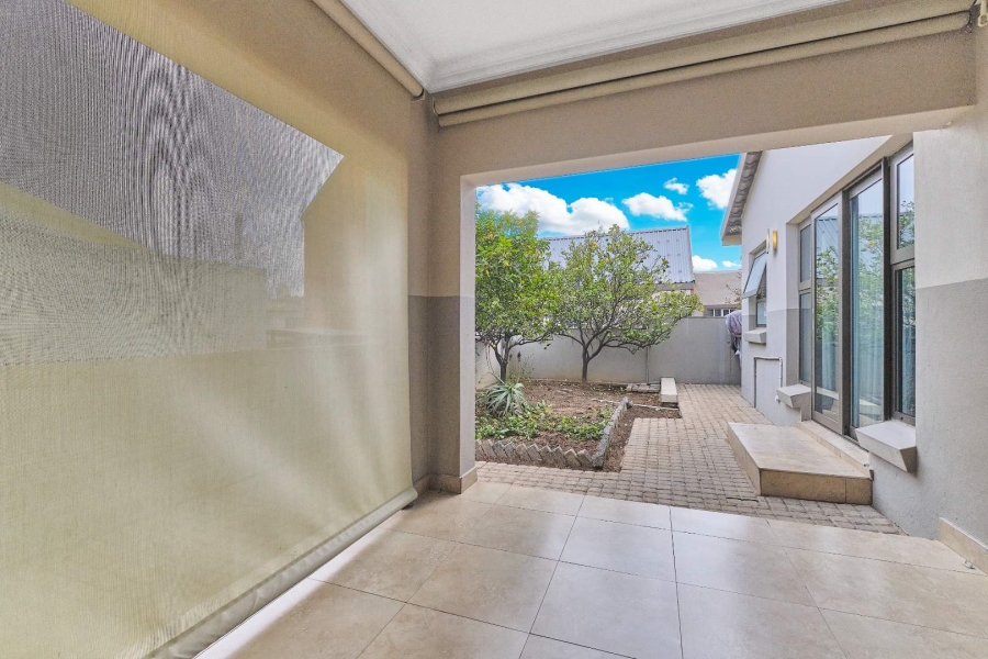 3 Bedroom Property for Sale in Radiokop Gauteng