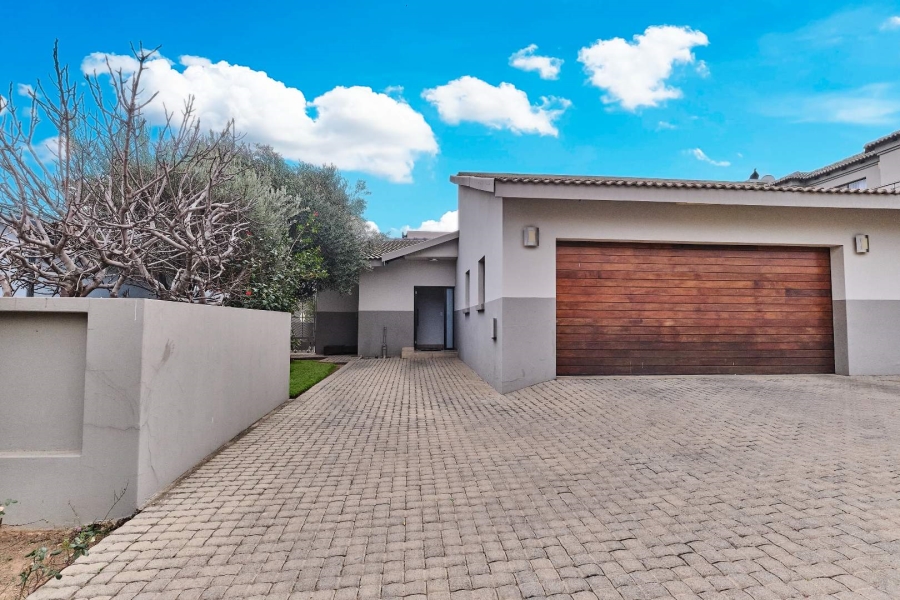 3 Bedroom Property for Sale in Radiokop Gauteng