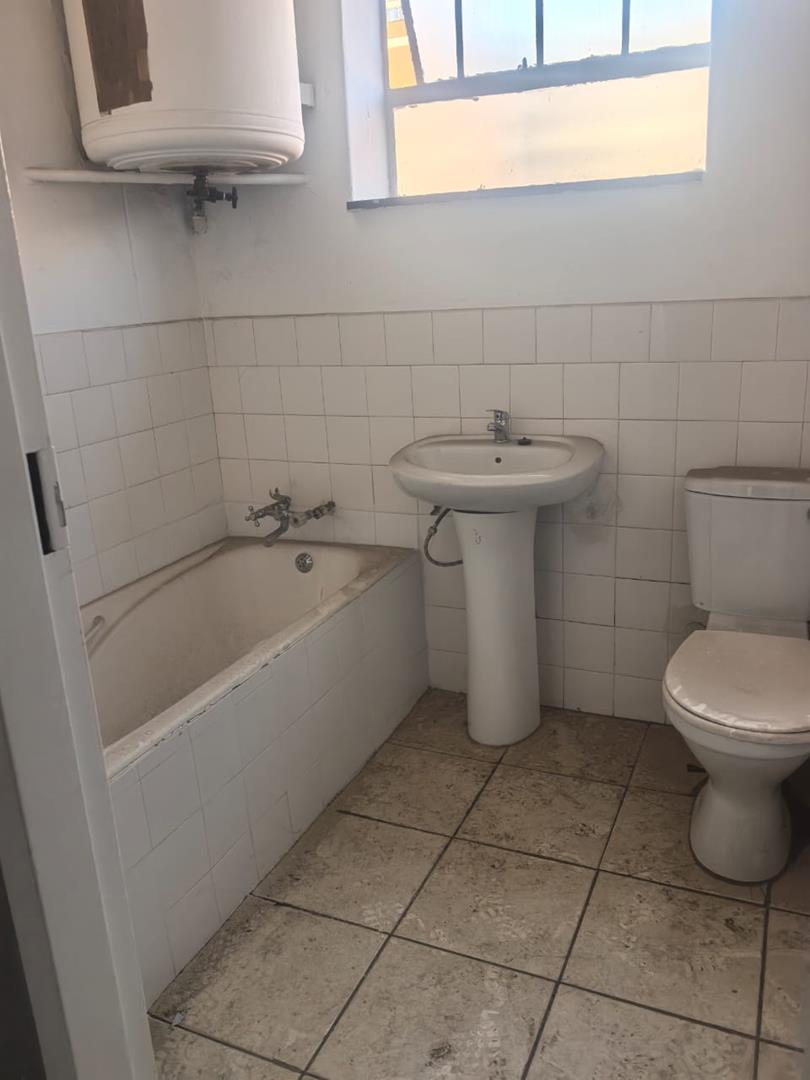 1 Bedroom Property for Sale in Sunnyside Gauteng