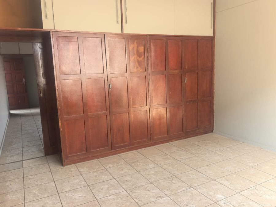 1 Bedroom Property for Sale in Sunnyside Gauteng