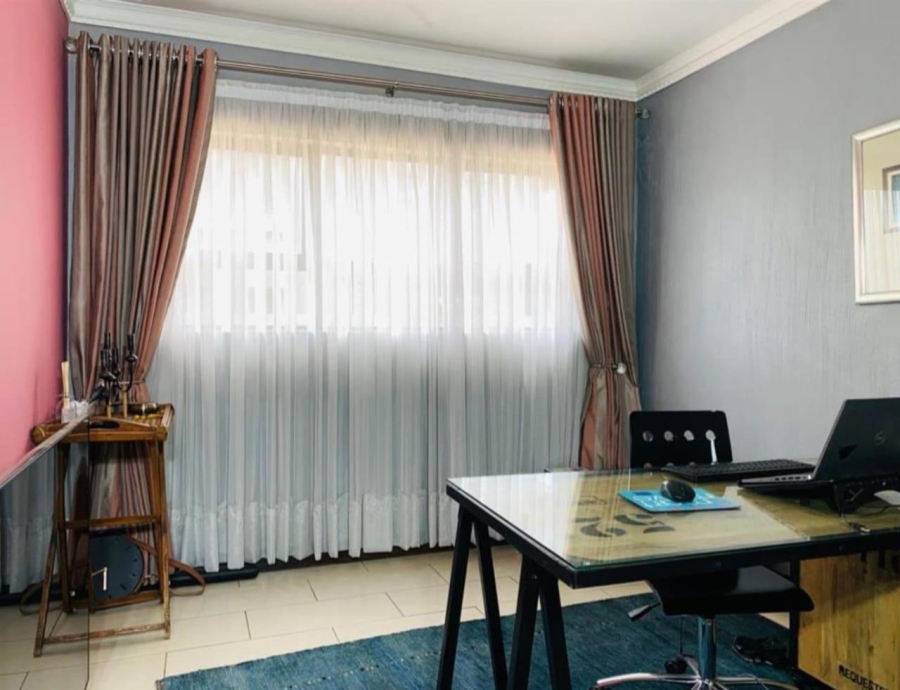 4 Bedroom Property for Sale in Theresa Park Gauteng