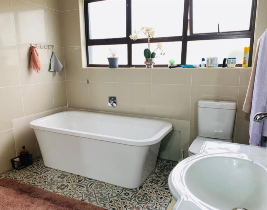 4 Bedroom Property for Sale in Theresa Park Gauteng