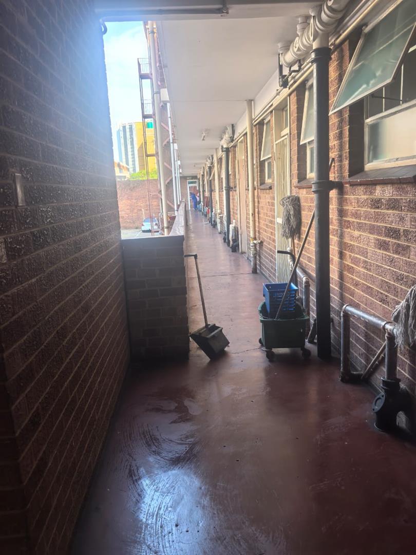 1 Bedroom Property for Sale in Sunnyside Gauteng