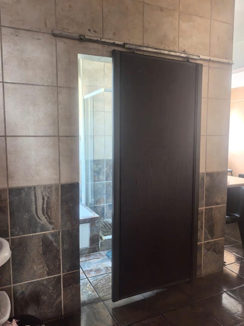 2 Bedroom Property for Sale in Sunnyside Gauteng