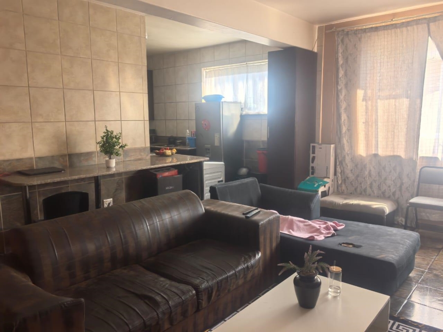 2 Bedroom Property for Sale in Sunnyside Gauteng