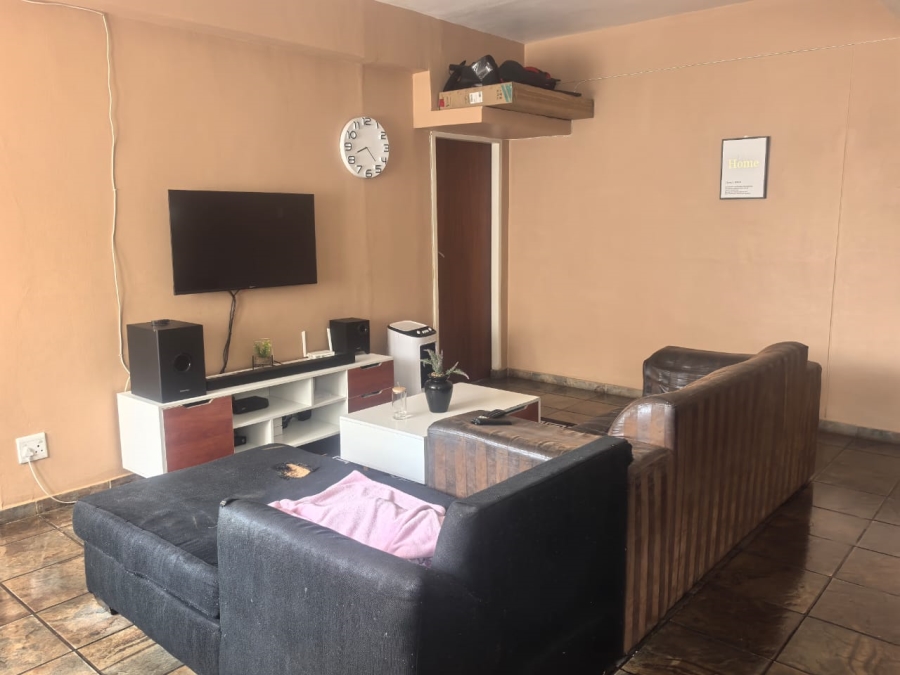 2 Bedroom Property for Sale in Sunnyside Gauteng