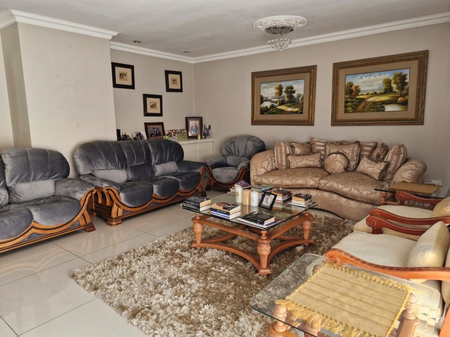 To Let 3 Bedroom Property for Rent in Morningside Gauteng