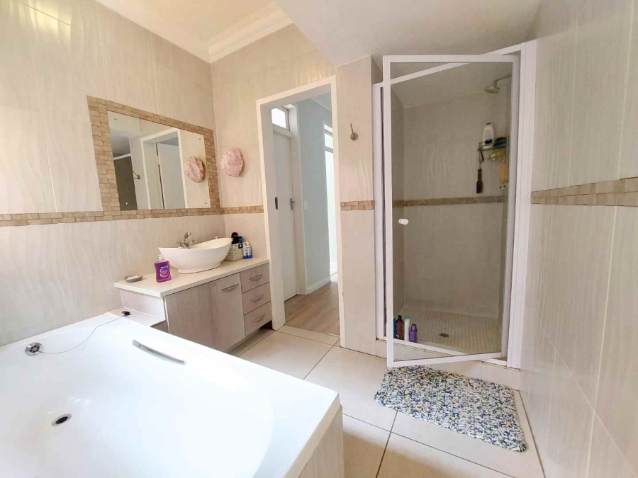 3 Bedroom Property for Sale in Morningside Gauteng