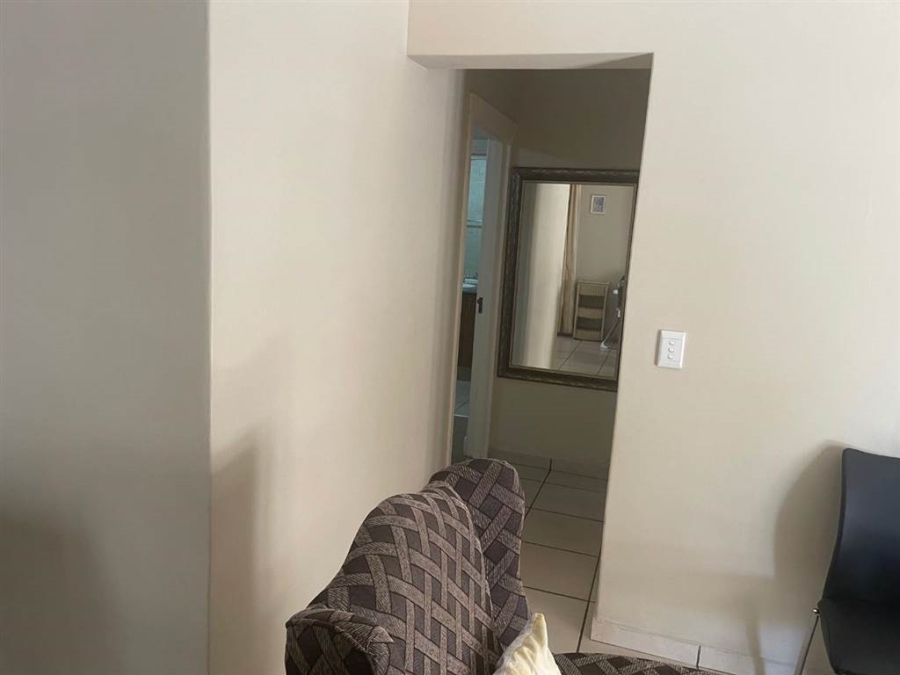 To Let 2 Bedroom Property for Rent in Sandown Gauteng