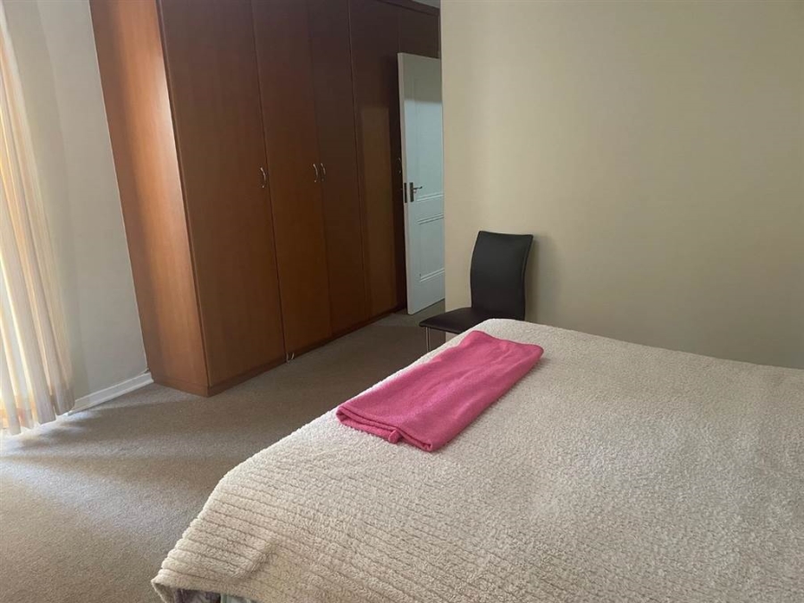 To Let 2 Bedroom Property for Rent in Sandown Gauteng