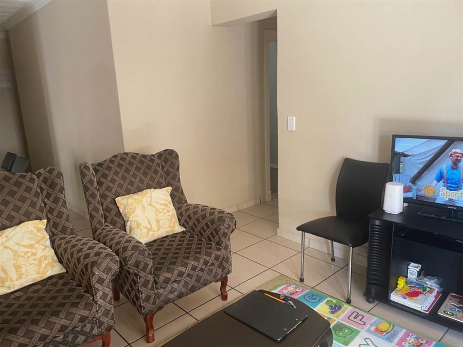 To Let 2 Bedroom Property for Rent in Sandown Gauteng