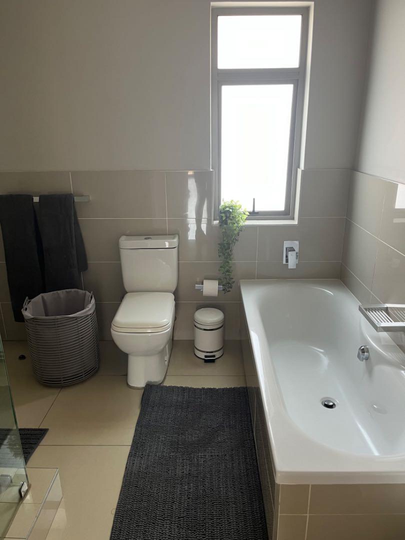 To Let 3 Bedroom Property for Rent in Oaklands Gauteng