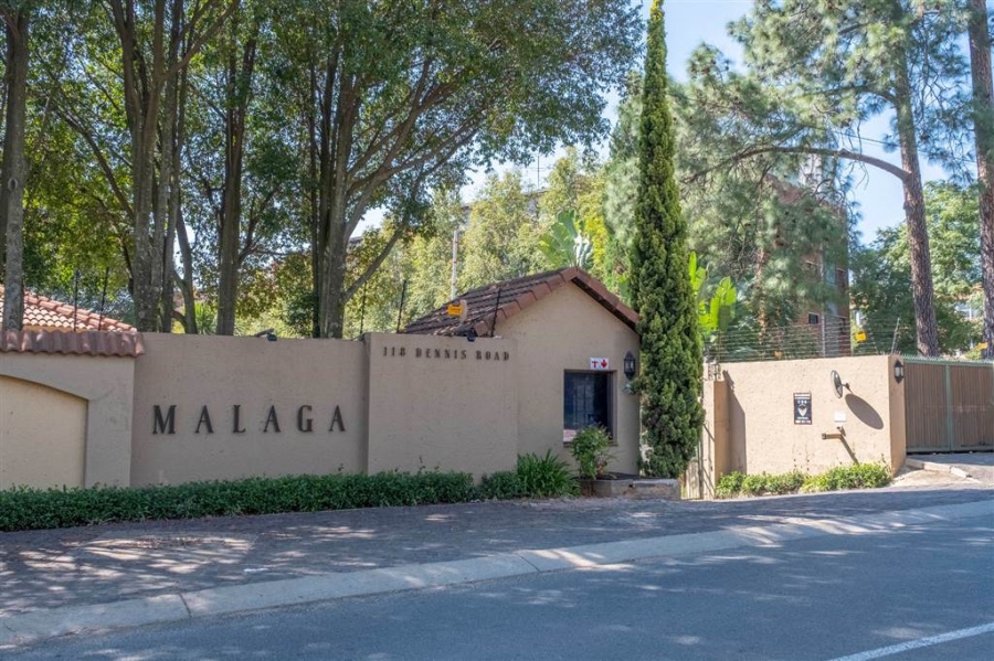 To Let 2 Bedroom Property for Rent in Atholl Gauteng