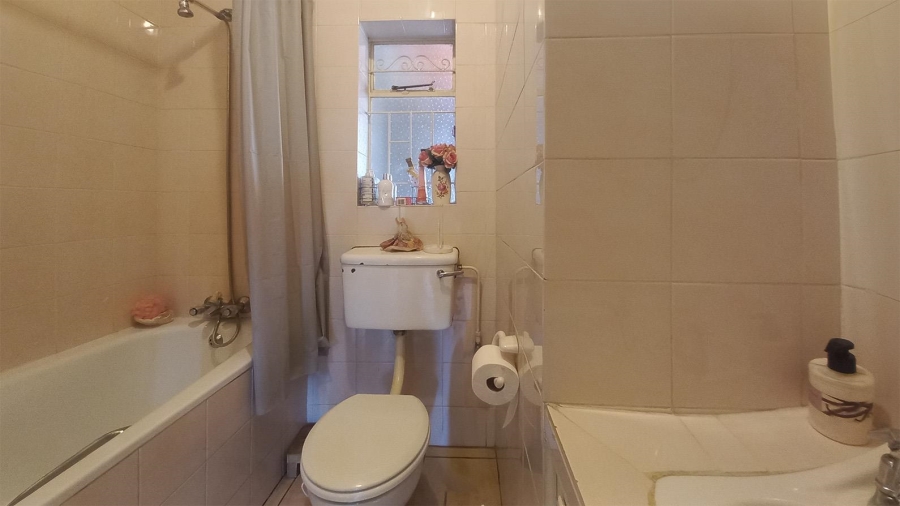 3 Bedroom Property for Sale in Edleen Gauteng