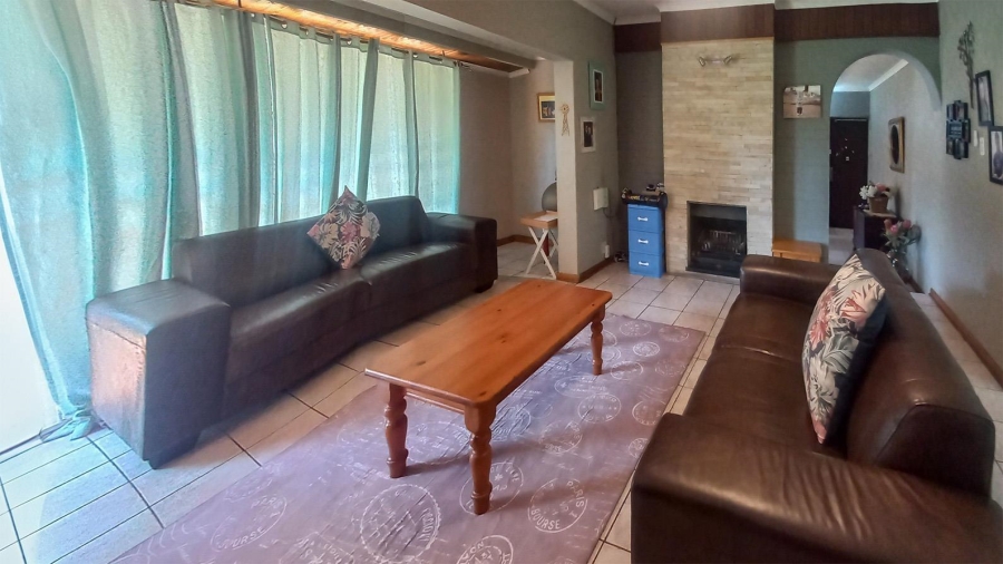 3 Bedroom Property for Sale in Edleen Gauteng