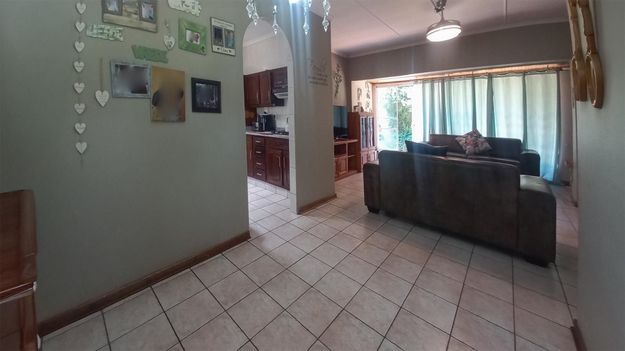 3 Bedroom Property for Sale in Edleen Gauteng