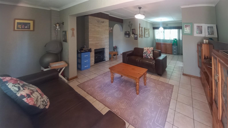 3 Bedroom Property for Sale in Edleen Gauteng